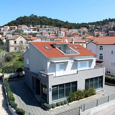 שיבניק Apartments Ella חדר תמונה
