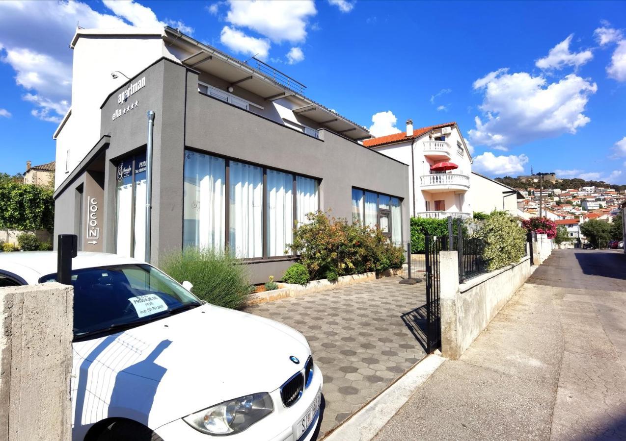 שיבניק Apartments Ella מראה חיצוני תמונה