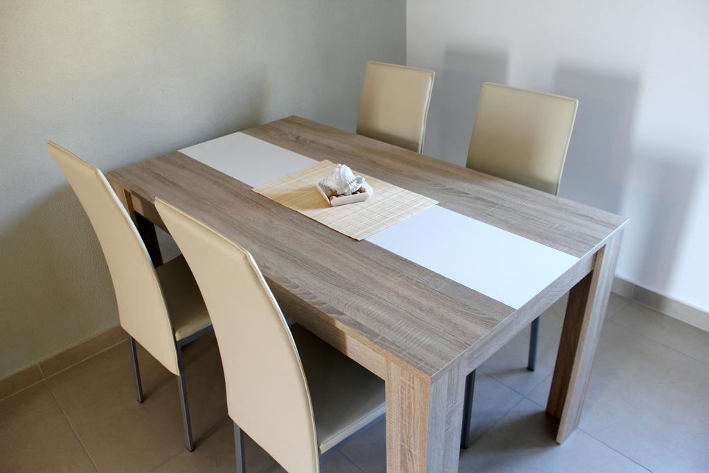 שיבניק Apartments Ella חדר תמונה